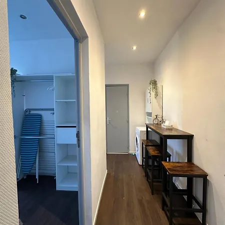 Apartment # Le 11 # Joli F2 Renove, Centre